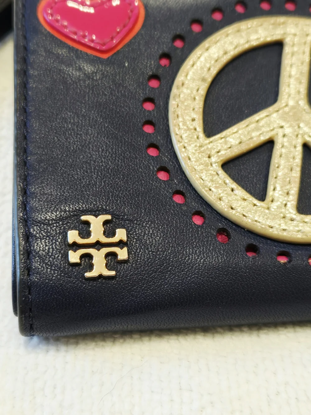 Tory Burch Navy Blue Peace and Love Mini Leather Zip Wallet EUC